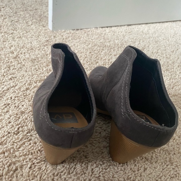 DONATED // DV // booties - Picture 4 of 6